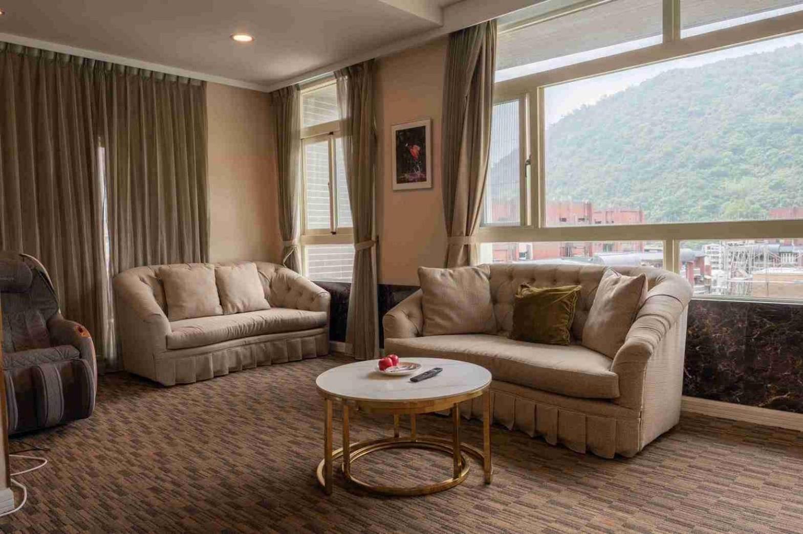 ג'יאושי Muen Yuan Dong Hot Spring Hotel מראה חיצוני תמונה